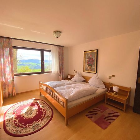 Ferienwohnung Rhoenpanorama Gersfeld Bagian luar foto
